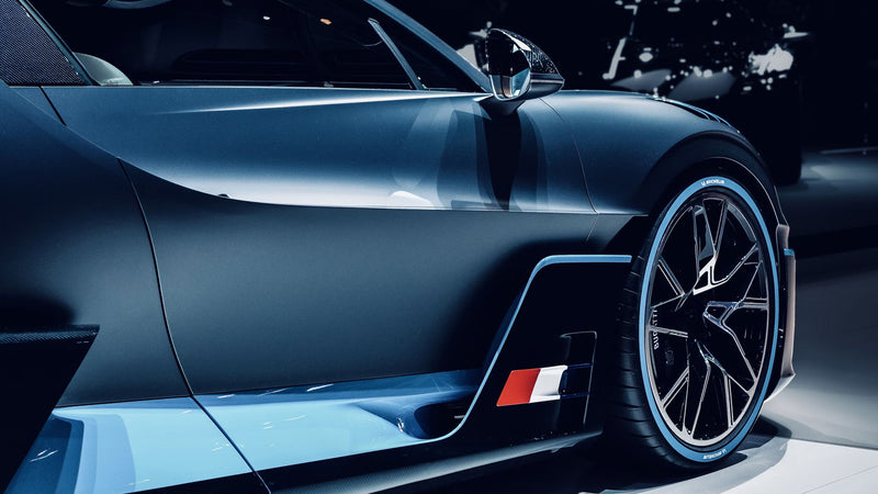 Hypercar-Träume: Atemberaubende Wandtattoo-Silhouetten für Geschwindigkeitsliebhaber