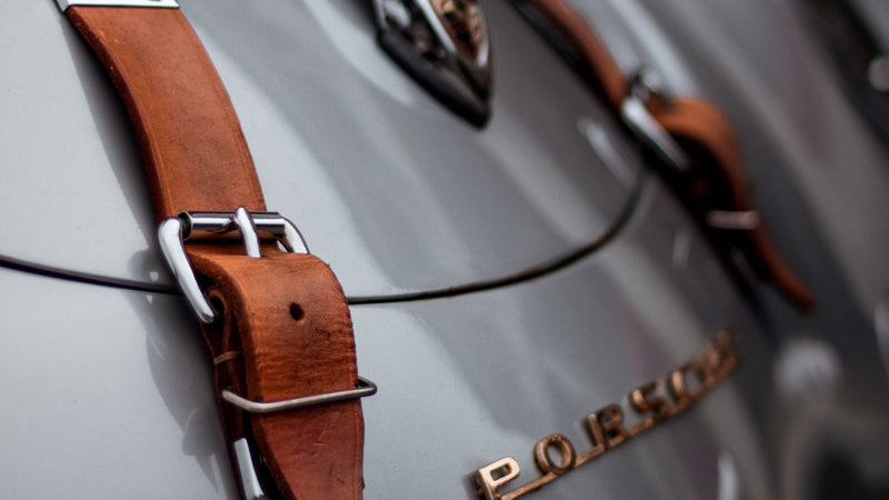 Porsche Perfektion: Wandtattoo-Silhouetten, die jede Generation feiern